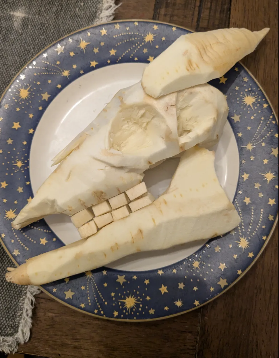 It's a skull, carved outta parsnips.